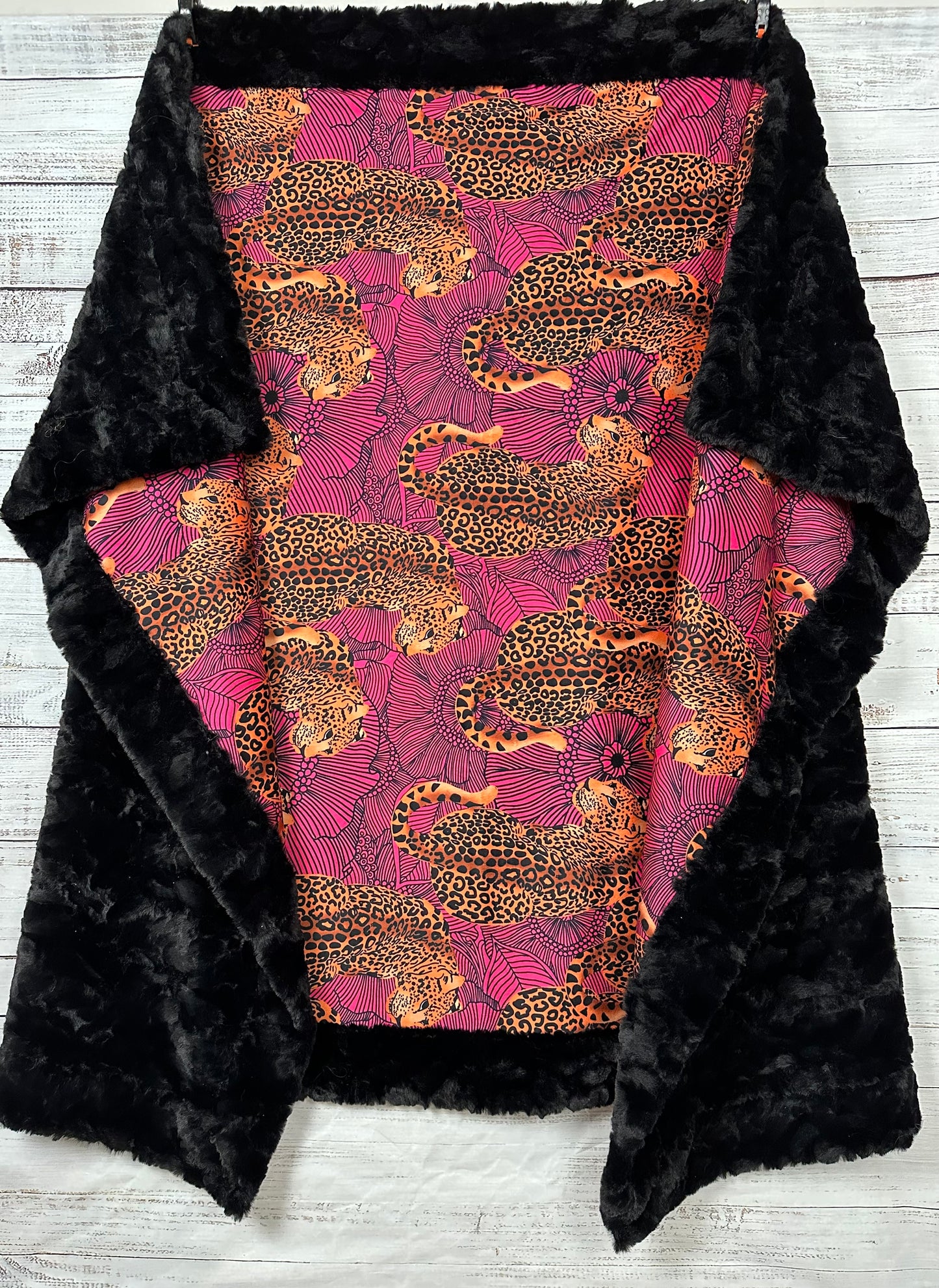 Leopard Hot Pink Kaleidoscope on Black Tuscany 55x79 Large blanket