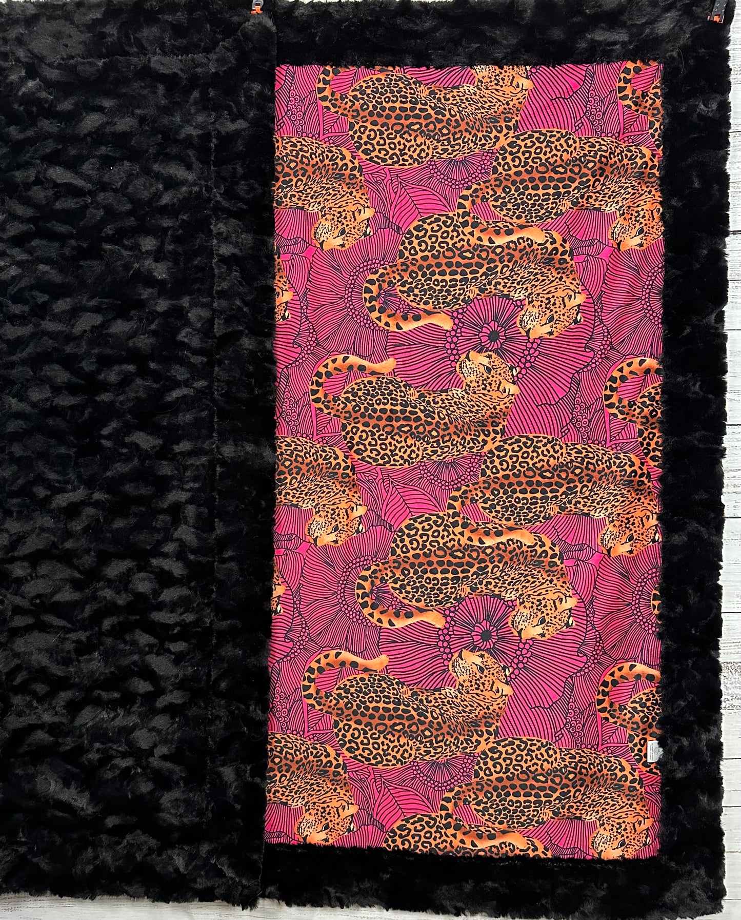 Leopard Hot Pink Kaleidoscope on Black Tuscany 55x79 Large blanket