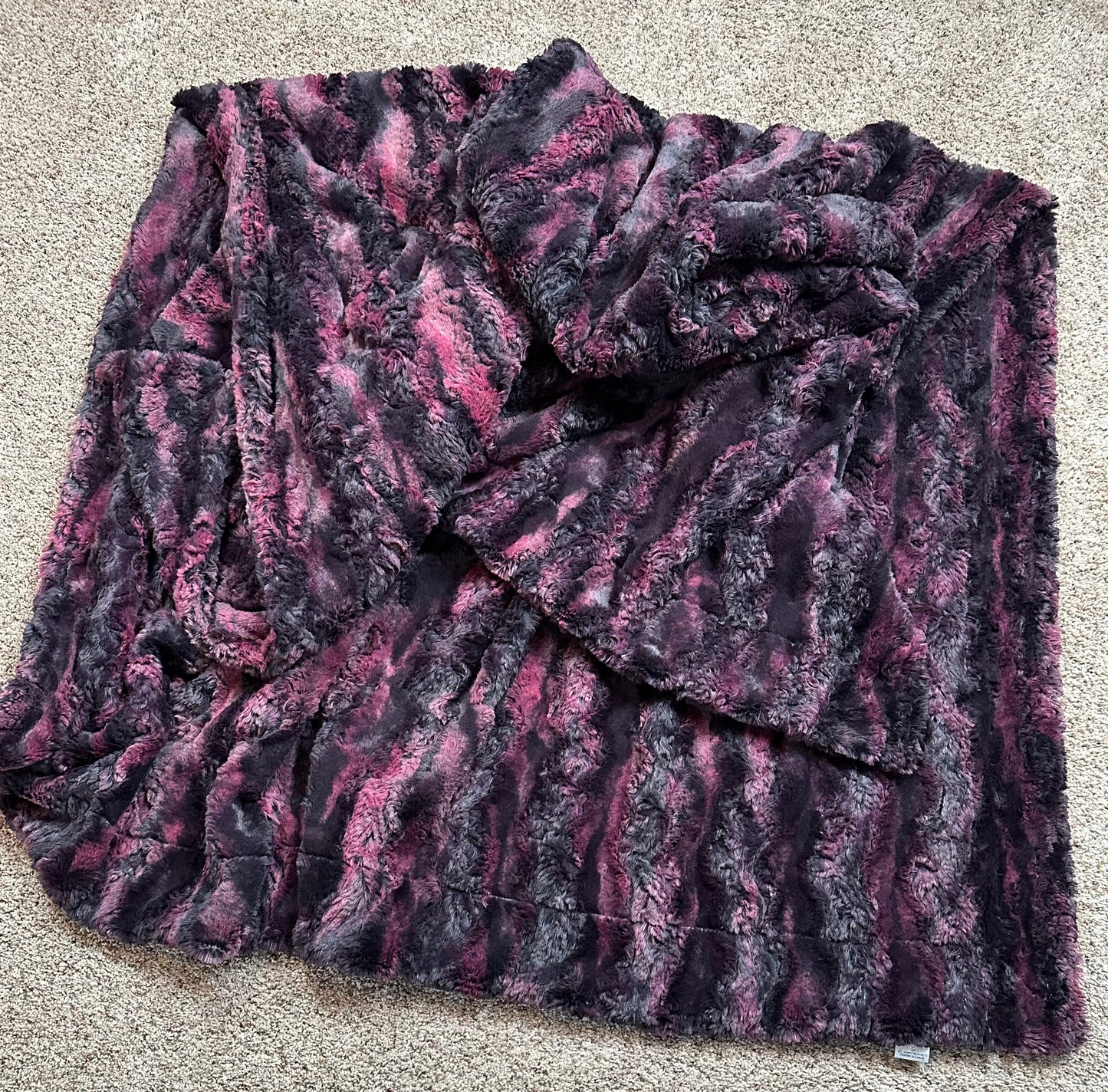 Snowy Owl and Encore Truffle (No Border) Double Luxe X-Wide XL 60x86 25mm Minky Blanket