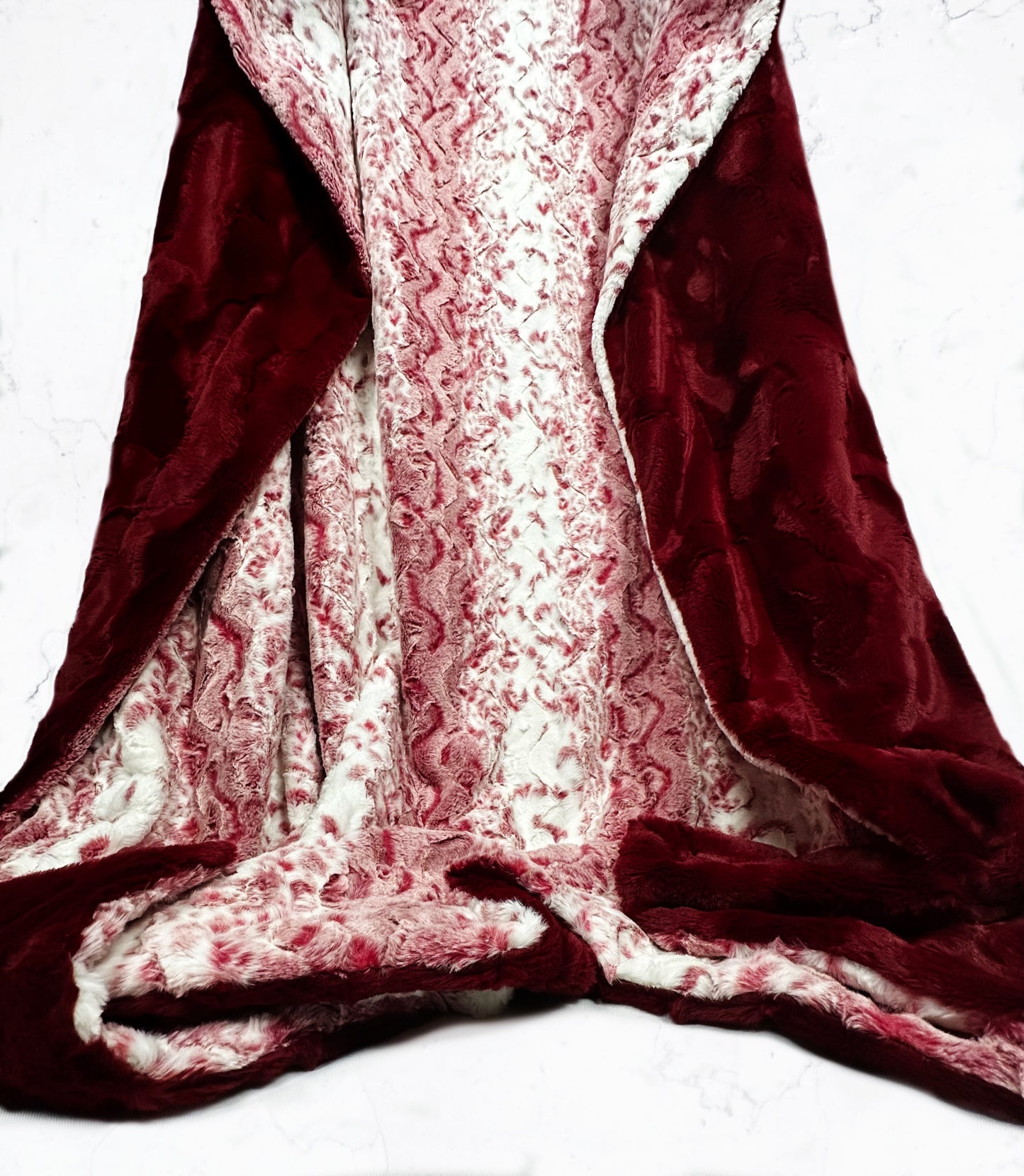 Merlot Snow Owl & Merlot Hide X-Wide Double Minky Adult Blanket 61x80