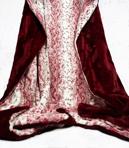 Merlot Snow Owl & Merlot Hide X-Wide Double Minky Adult Blanket 61x80