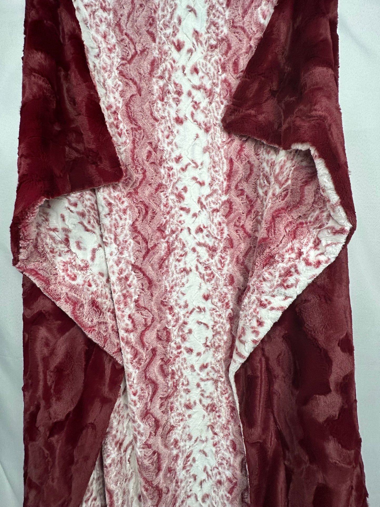 Merlot Snow Owl & Merlot Hide X-Wide Double Minky Adult Blanket 61x80