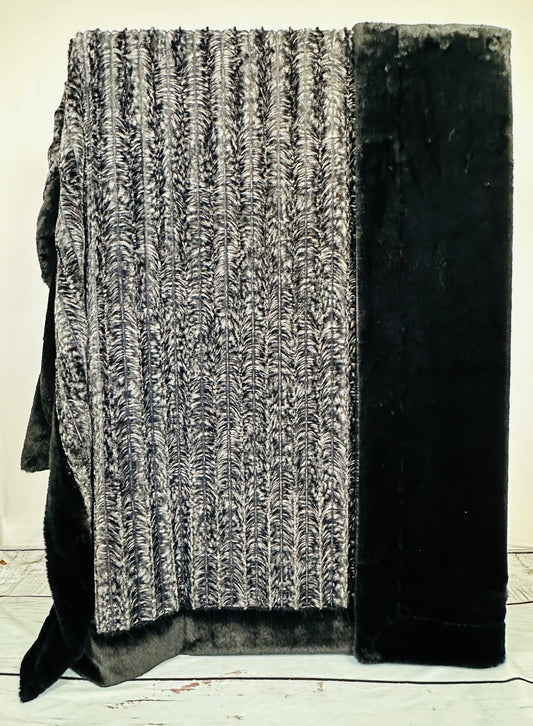 Black Hawke Seal Double Luxe X-Large 55x81 Blanket