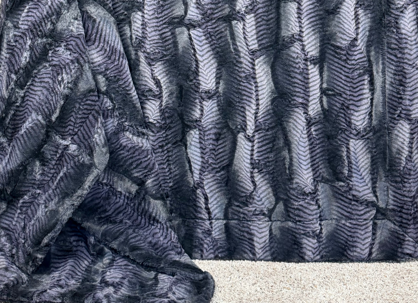 XL Mumba Double Luxe 60x84 Extra Wide Minky Blanket