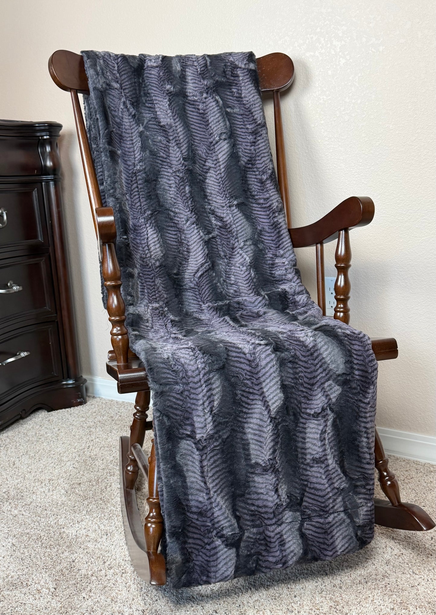 XL Mumba Double Luxe 60x84 Extra Wide Minky Blanket