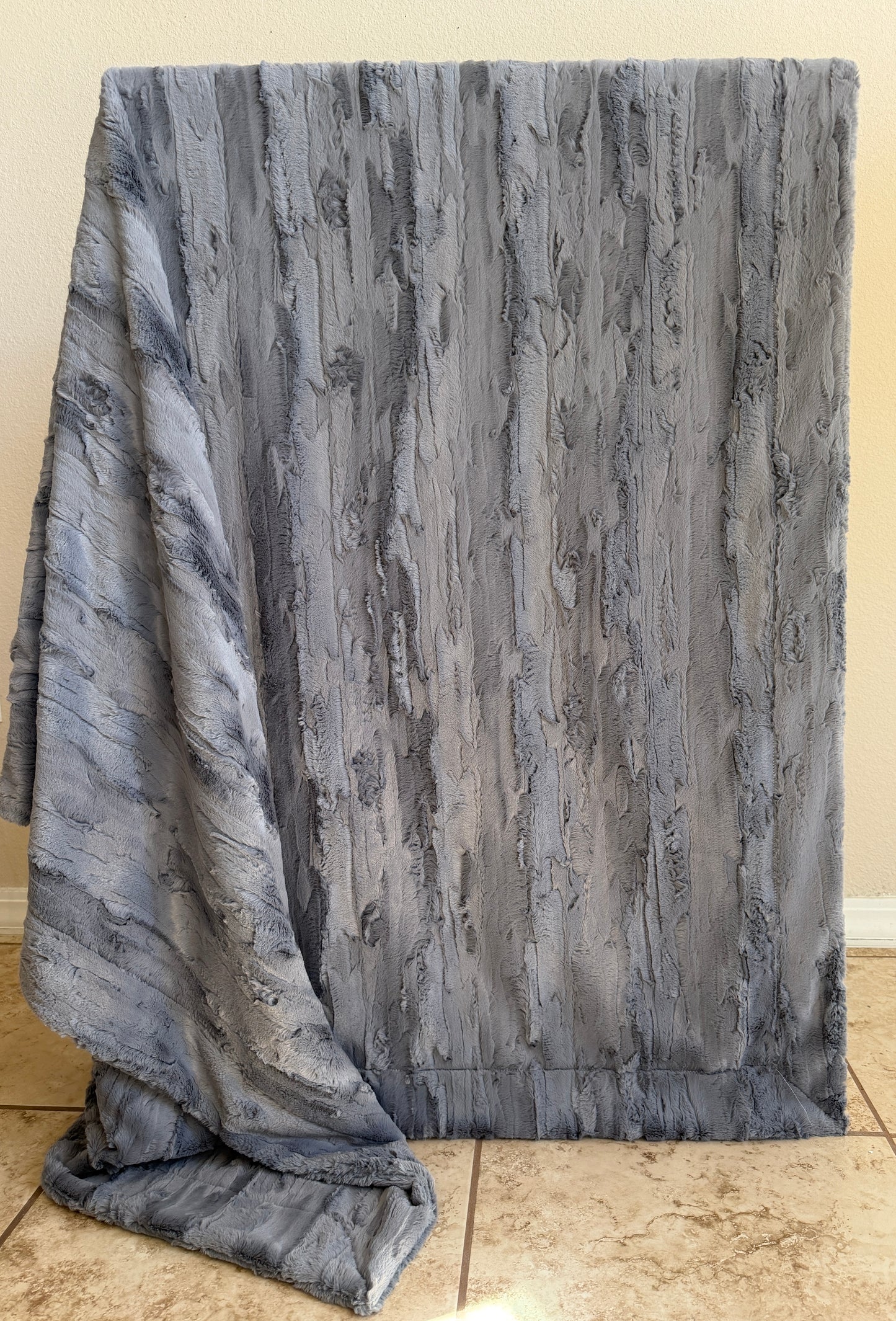 Silver Gray Double Luxe X-Wide Large 60x79 Minky Blanket